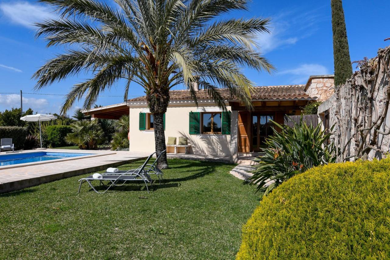 Moderne Finca Can Vicento - Heizung - Pizzaofen Порто Кристо Экстерьер фото