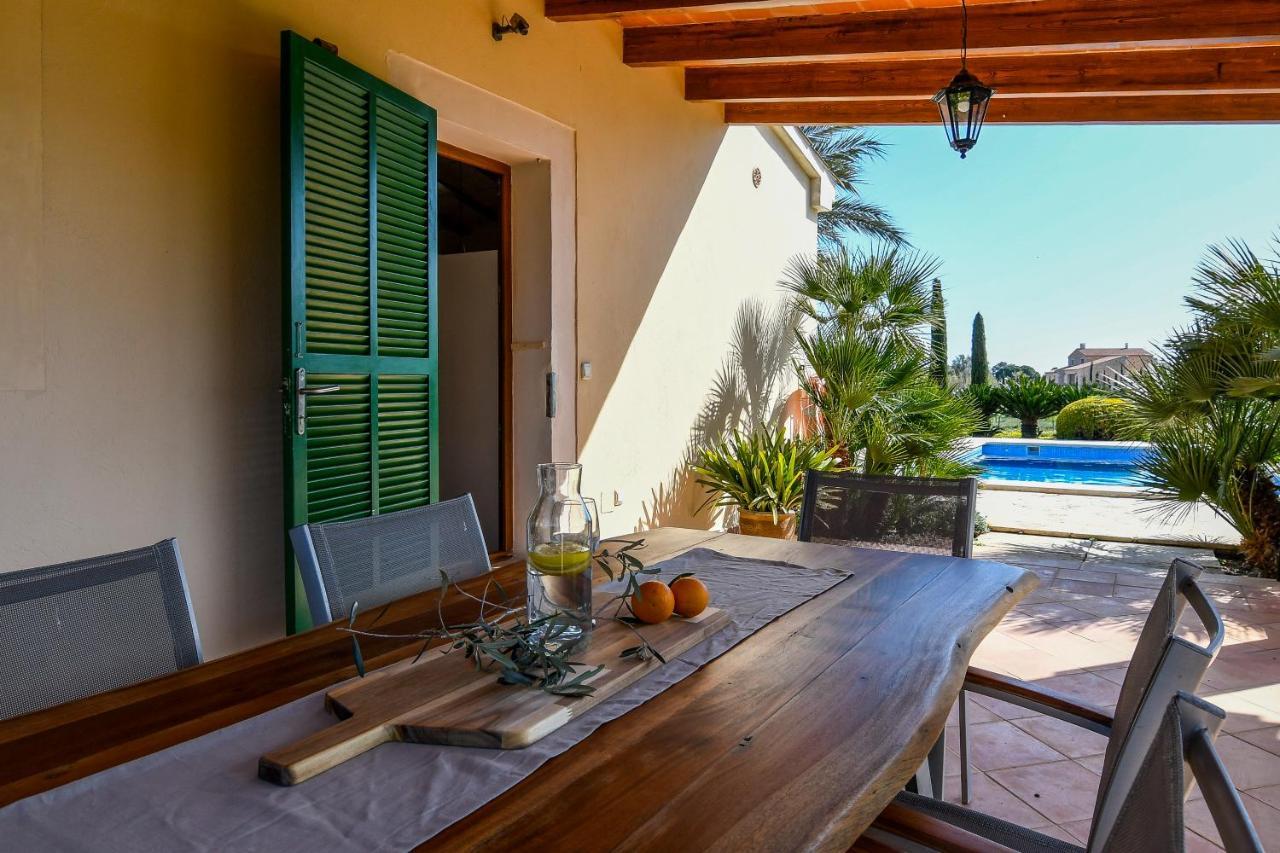 Moderne Finca Can Vicento - Heizung - Pizzaofen Порто Кристо Экстерьер фото